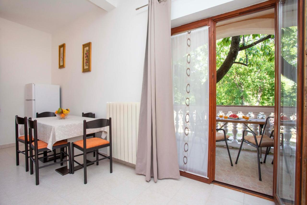 Apartmani Marica Plomin Exterior foto
